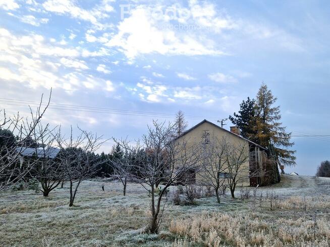 DOM Z OGROMNĄ DZIAŁKĄ 53 ARY, 10 min. do centrum
