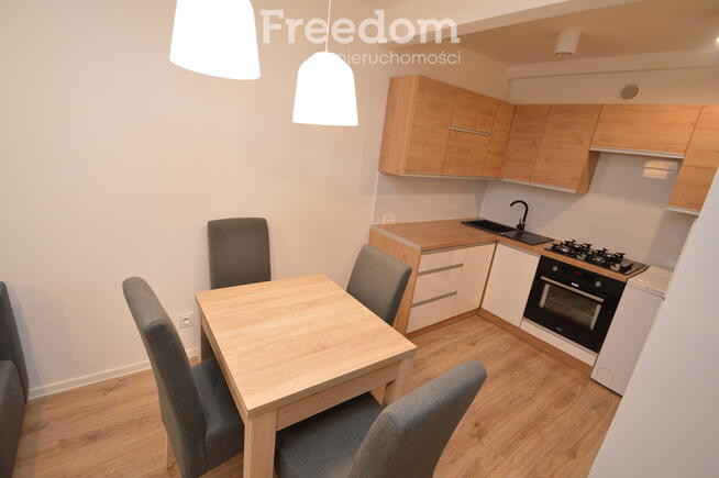 Ciekawe 2 pok.mieszkanie przy ul.Wojska Polskiego