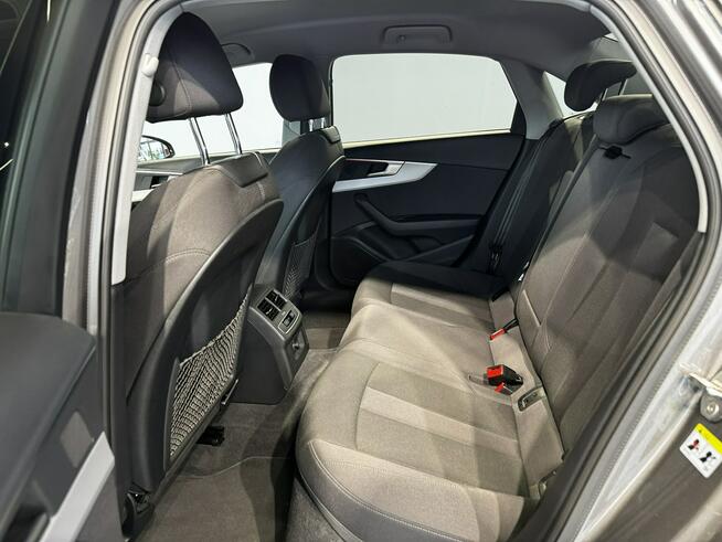 Audi A4 Advanced 40TFSI mHEV 204KM S-tronic quattro 2022 r., sal. PL, VAT 23%