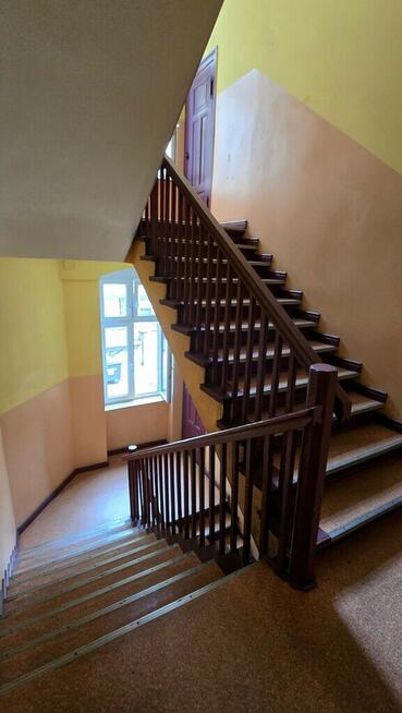 Duża kawalerka z antresolą, Centrum!