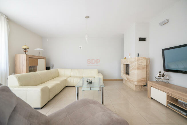 Dom Nadolice Wielkie gm. Czernica, Borowa