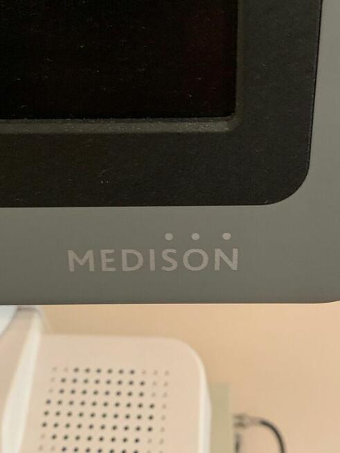 Sprzedam kompletny aparat USG wraz z sondami i oprogramowani