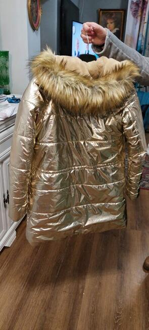 Kurtkę ,Płaszczyk z kapturem , rozmiar S.