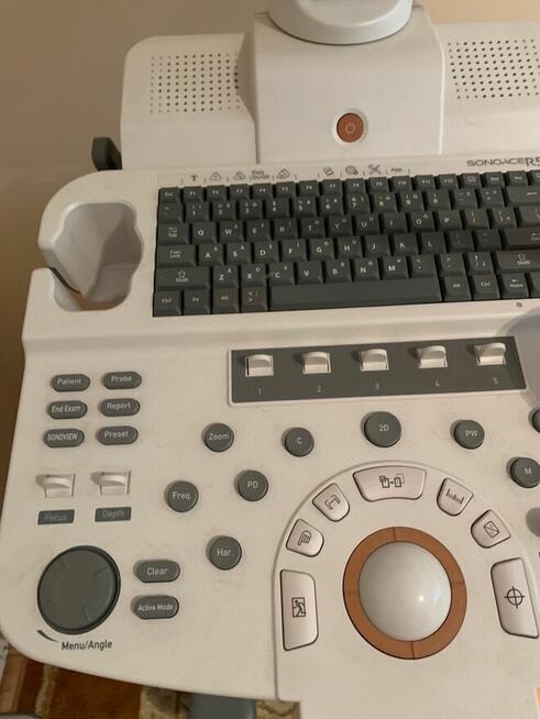Sprzedam kompletny aparat USG wraz z sondami i oprogramowani