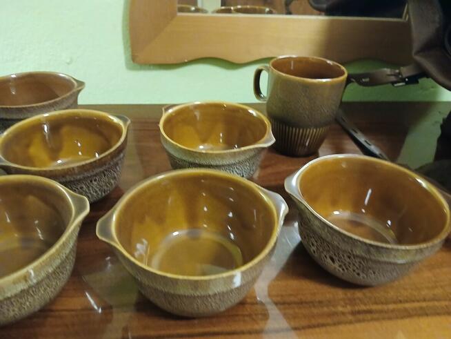 Sprzedam bulionówki PRL