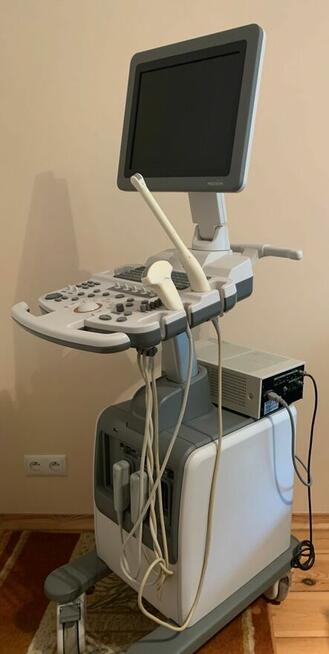 Sprzedam kompletny aparat USG wraz z sondami i oprogramowani