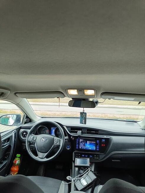 Toyota Auris 1.8 Premium hybryd +CNG 2018 kombi