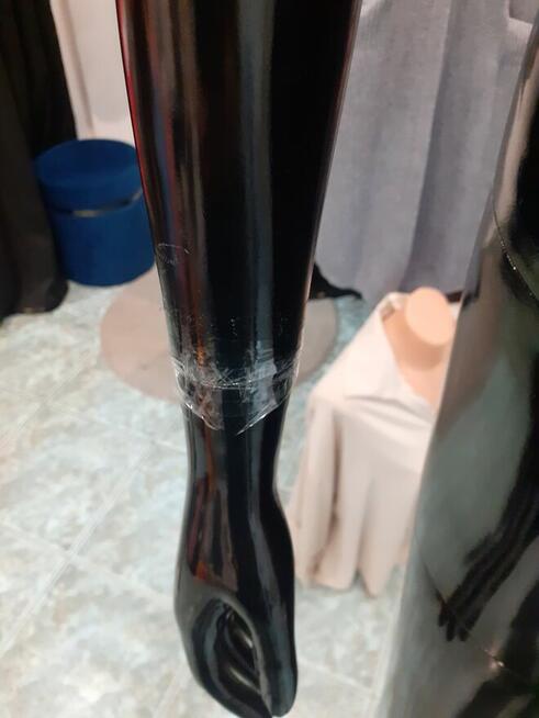 Manekin Damski czarny połysk z metalową podstawą