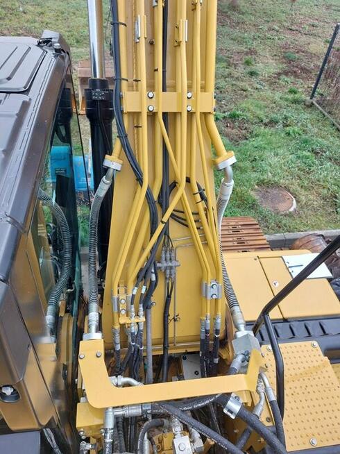 KOPARKA GĄSIENICOWA MARKI CATERPILLAR 320 GC