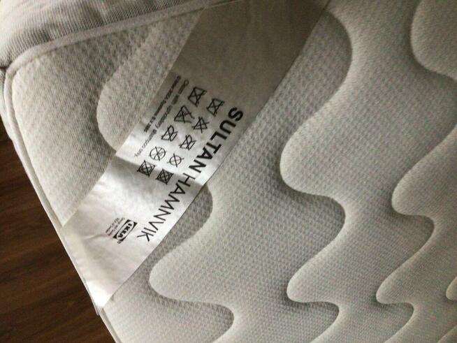 Oddam lozko z materacem