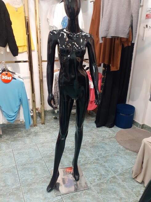 Manekin Damski czarny połysk z metalową podstawą