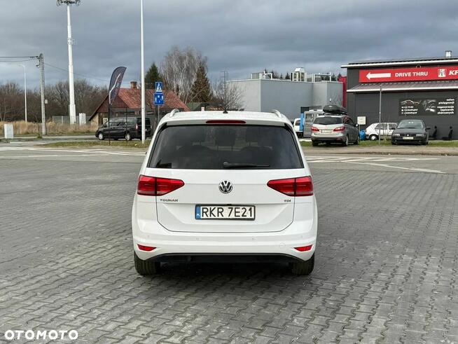 Volkswagen Touran 1.6 TDI DSG