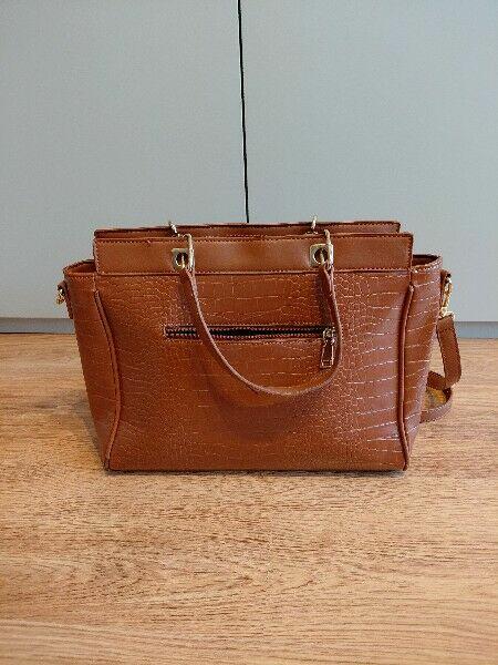 Brązowa torebka damska elegancka, pojemna, struktura croco