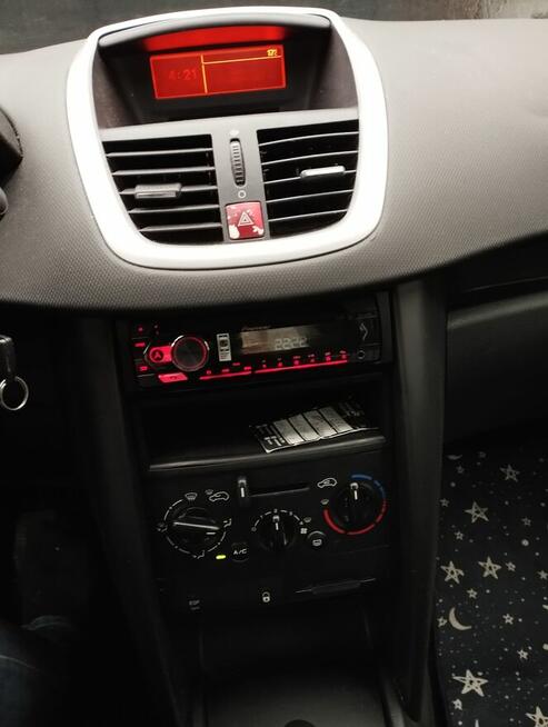 Peugeot 207, 2006 rok, bezwypadkowy