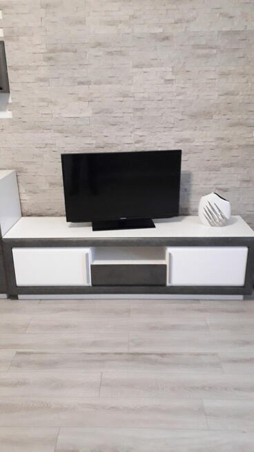 Sprzedam mebloscianke