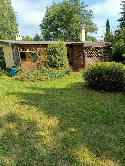 Działka 1306m2 nad rzęką z domkiem 50m2