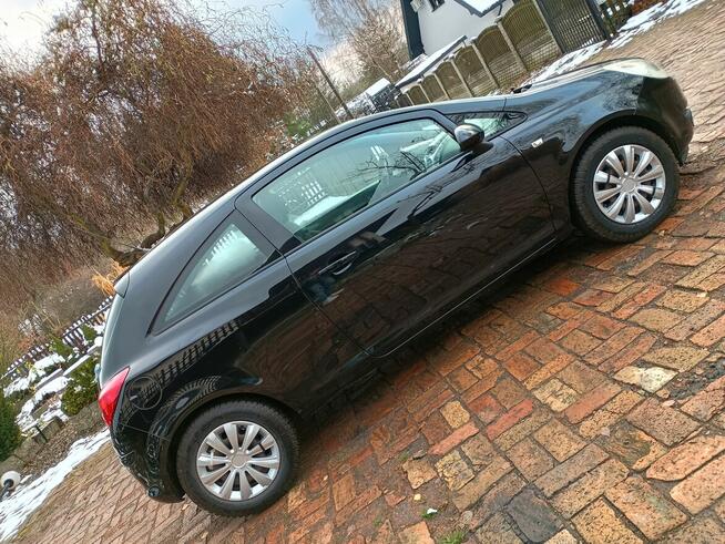 MEGA zadbany i BARDZO ładny Opel Corsa benzyna 2009 r !!!!