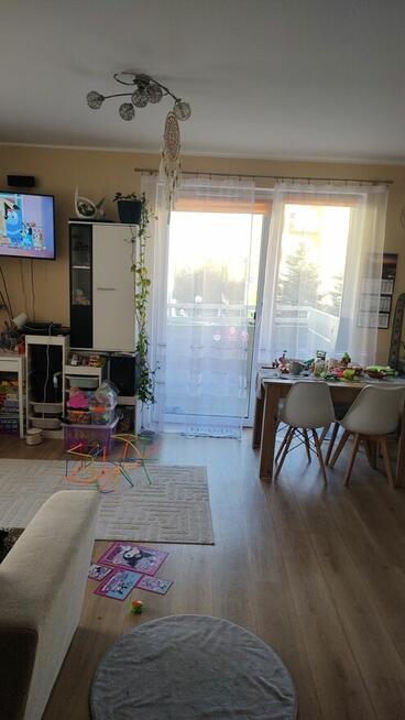 Zamienię mieszkanie 2 pokojowe 47 m2 na trzypokojowe