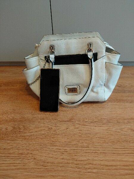 Torebka damska Guess oryginalna, pojemna, jasna