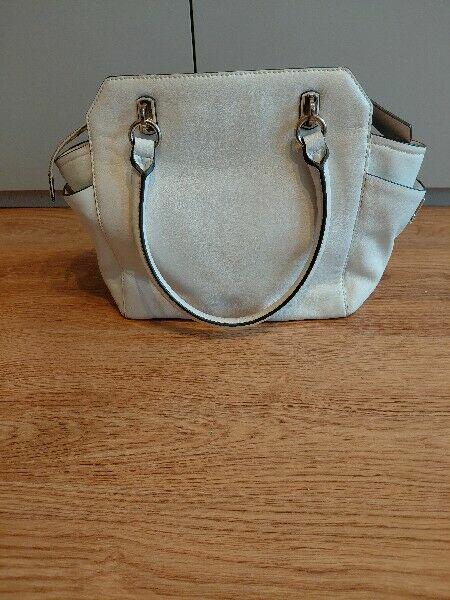 Torebka damska Guess oryginalna, pojemna, jasna