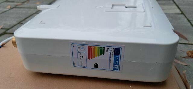 Przepływowy podgrzewacz wody 3 szt