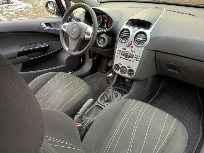 MEGA zadbany i BARDZO ładny Opel Corsa benzyna 2009 r !!!!