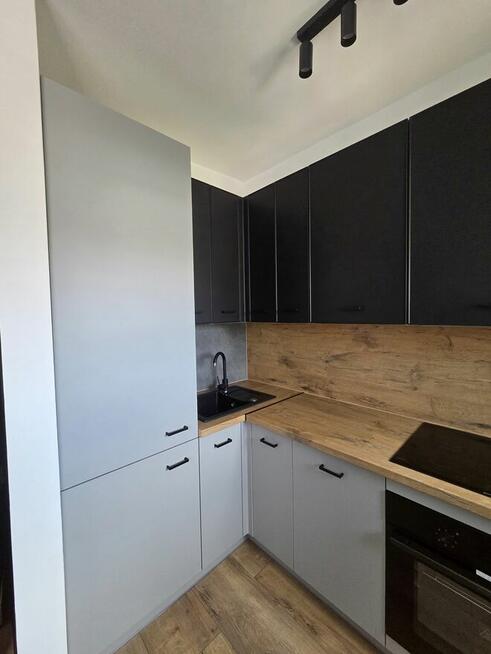 SPRZEDAM 2-POKOJOWE MIESZKANIE – LUBIN, UL. ODRODZENIA