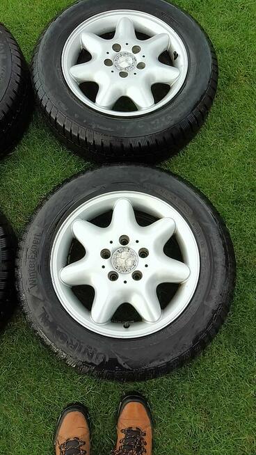 Opony zimowe z felgami