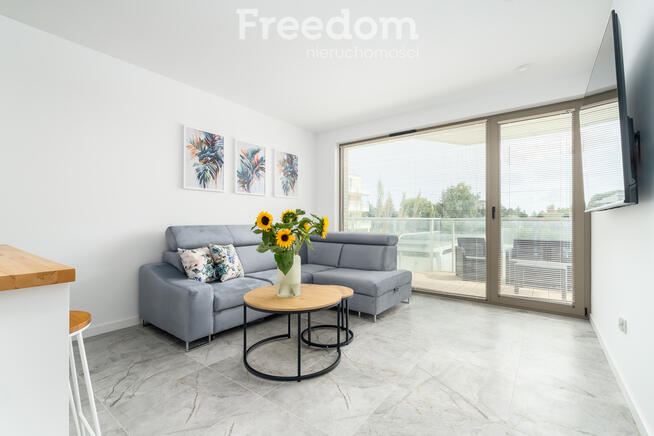 Nowoczesny apartament nad morzem w Sarbinowie.