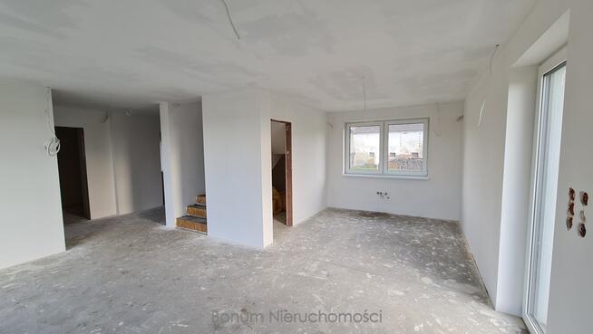 Na sprzedaż dom na działce 46,85 ar Stolec