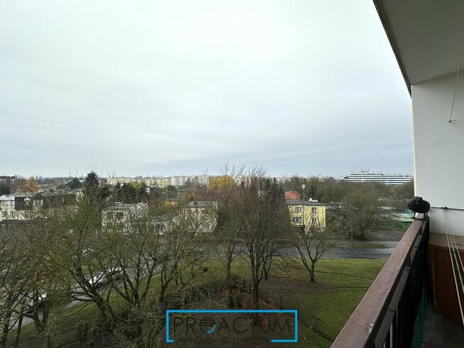 Duża Kawalerka-balkon typu Logia-dostępne od ręki