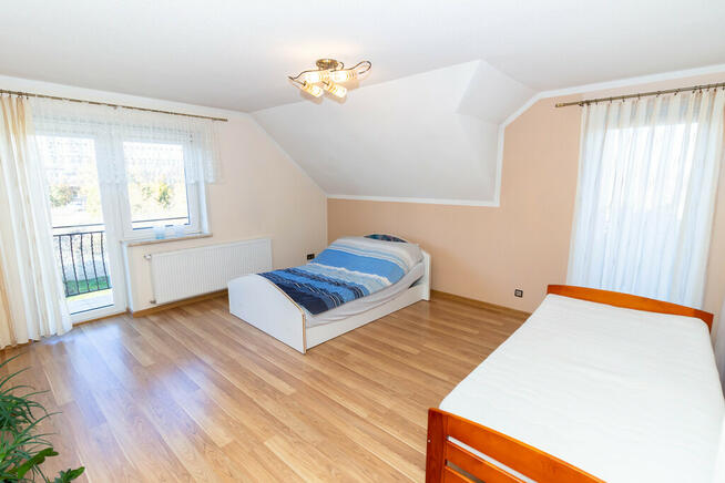 Dom - 185m2 + działka 878m2 – ul. Bałtowska