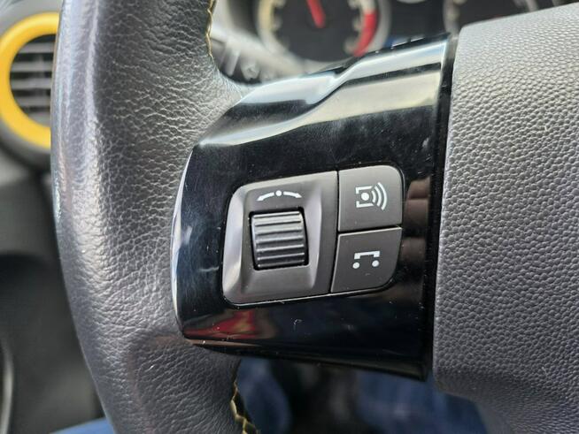 Opel Corsa 1.4 Benzyna 100 KM, Klimatyzacja, Isofix, Komputer Pokładowy