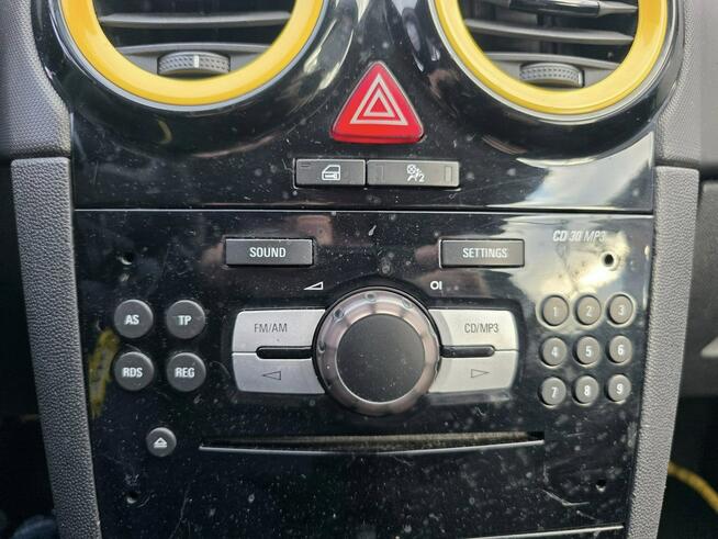 Opel Corsa 1.4 Benzyna 100 KM, Klimatyzacja, Isofix, Komputer Pokładowy