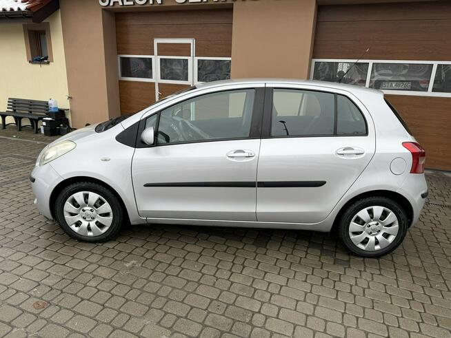 Toyota Yaris 1,3 87KM Klimatyzacka Koła lato+zima