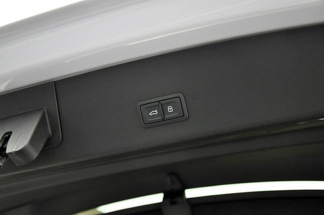 Audi SQ8 e-tron 503KM Quattro B&O VirtualPlus Matrix Kamera Tempomat Pneumatyka