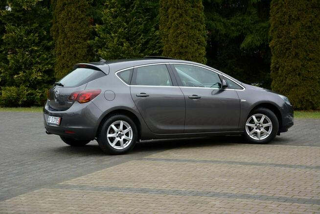 Opel Astra Cosmo Sport Xenon Ledy Navi MMI Szyberdach 2xParktonic Klimatronic