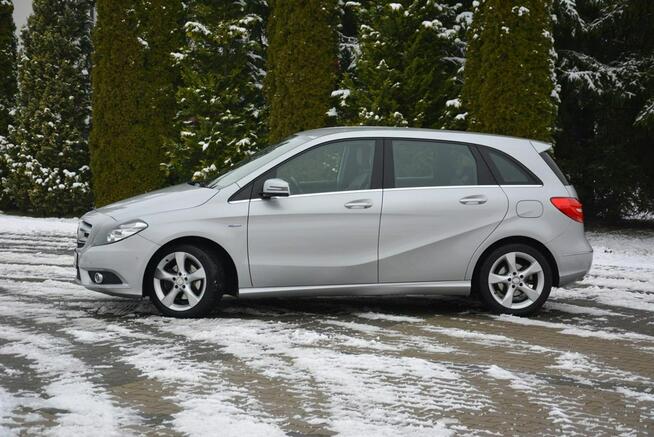 Navigacja Chromy 2x Parktronik Grzane Fotele Alu 17"ASO Mercedes