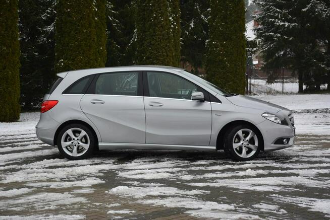 Navigacja Chromy 2x Parktronik Grzane Fotele Alu 17"ASO Mercedes