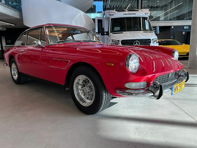 Ferrari 330 faktura VAT 23% cena brutto 1 500 000