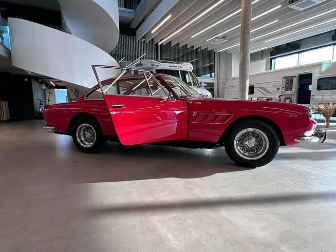 Ferrari 330 faktura VAT 23% cena brutto 1 500 000