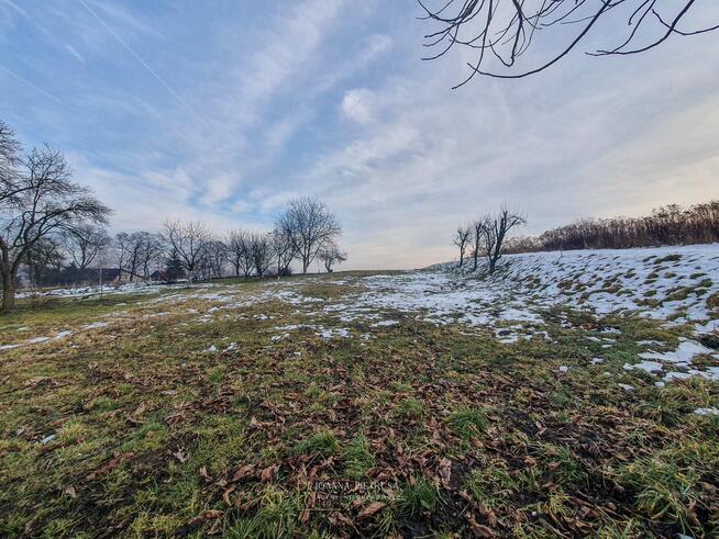 Na sprzedaż 2 działki budowlane po 7 arów Kocmyrzów