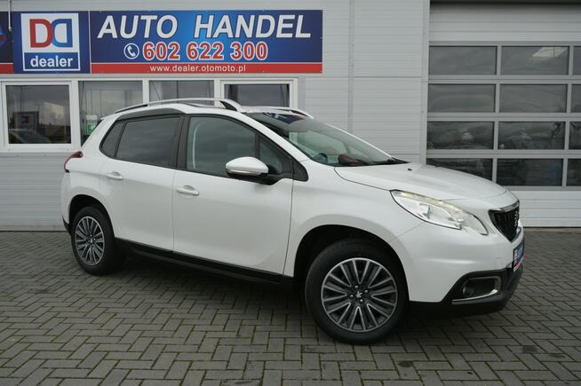 Peugeot 2008 1.2 VTi 100% bezwypadkowy LED Navi Kamera Bluetooth NOWY ROZRZĄD