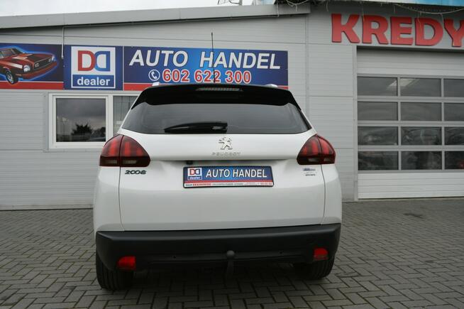 Peugeot 2008 1.2 VTi 100% bezwypadkowy LED Navi Kamera Bluetooth NOWY ROZRZĄD