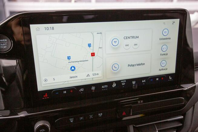 Ford Tourneo Custom 9-OSOBOWY Titanium L2H1 / Bogate wyposażenie