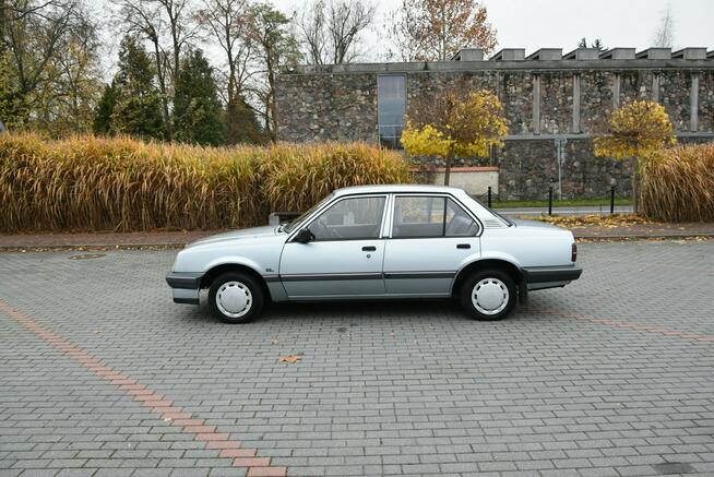Opel Ascona SEDAN 1.6 BENZYNA 75KM 1986r. 138tkm 5 biegów POLECAM