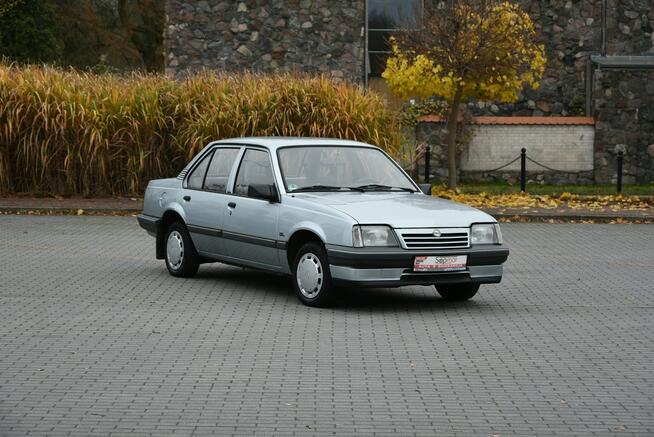 Opel Ascona SEDAN 1.6 BENZYNA 75KM 1986r. 138tkm 5 biegów POLECAM