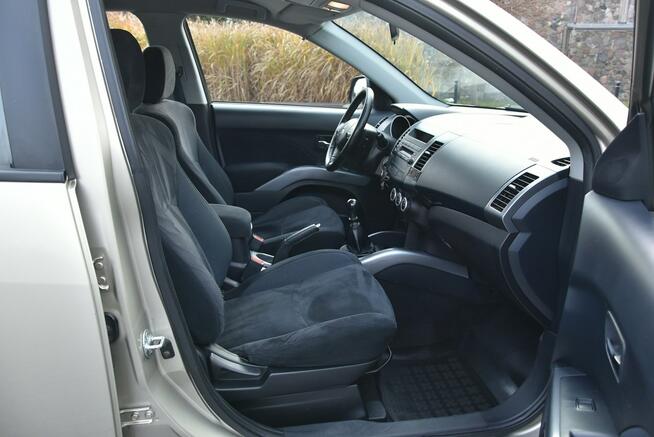 Mitsubishi Outlander AWD 2.0DiD 140KM Manual 2007r. Polski SALON 4x4 Tempomat niski przebie