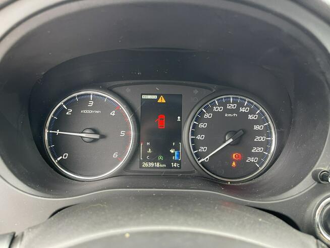 Mitsubishi Outlander 4x4 Klimatronik Kamera 7 osobowy