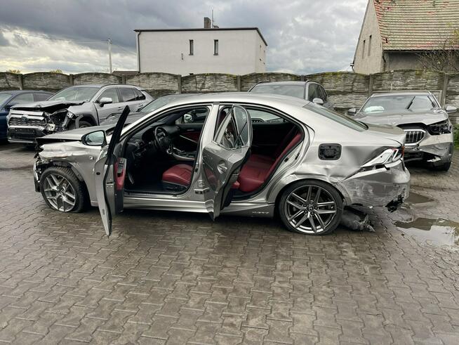 IS300H F Sport Automat Podgrzewanie Skóra Kamera 220KM